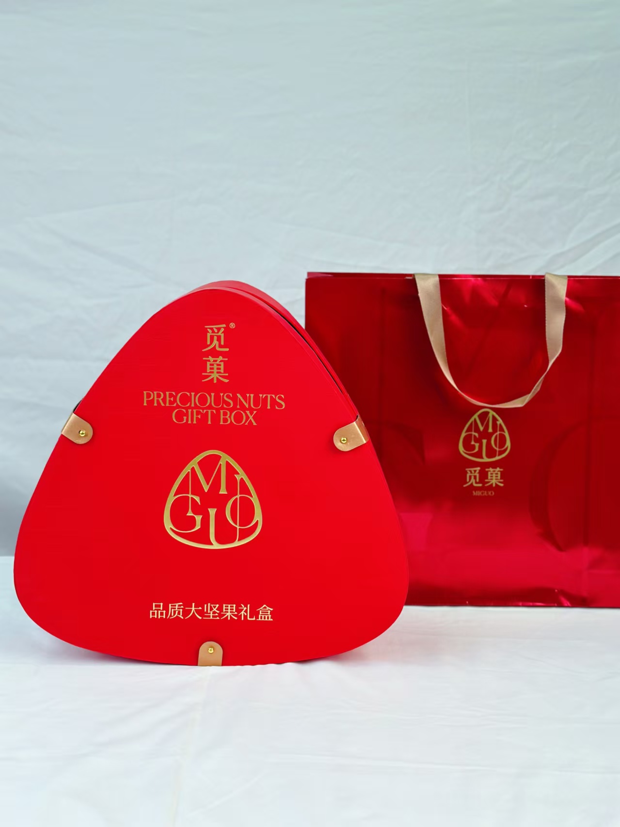 覓菓紅(hóng)劍蘭時(shí)尚堅果禮盒 2.0版-1.48kg